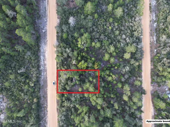 214 USINA Avenue, Interlachen, FL 32148