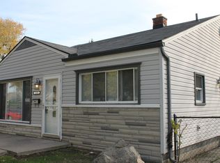 1404 E Goulson Ave, Hazel Park, MI