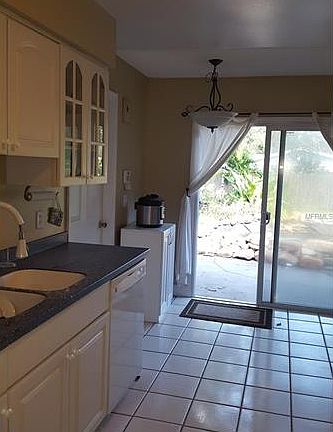 3rd image of 5339 Hillock Way