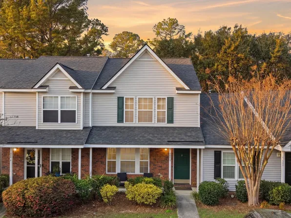 1103 Elm Hall Cir, Summerville, SC 29483