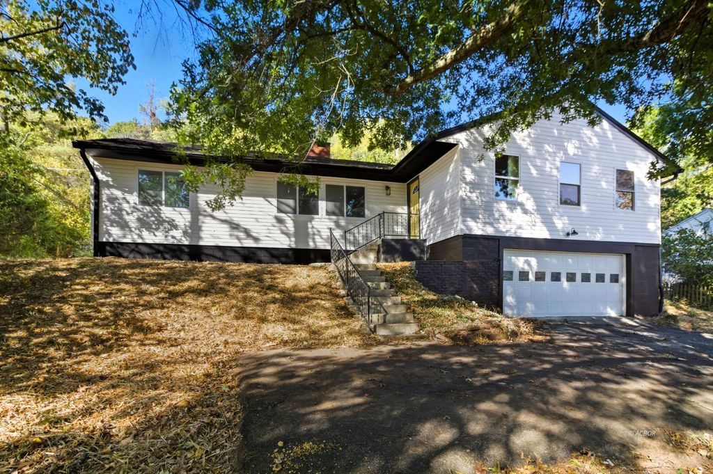 Real estate listing image