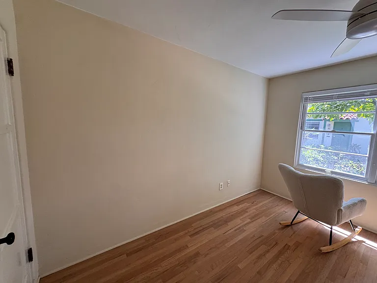 4851 Brighton Ave #H — Photo 25