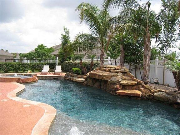 2nd image of 3609 Parkside Dr