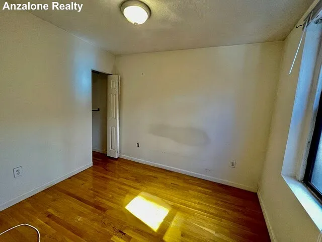 340 North St #5 — Photo 4
