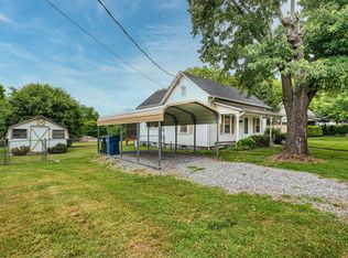 1308 1st Ave NW, Hickory, NC 28601