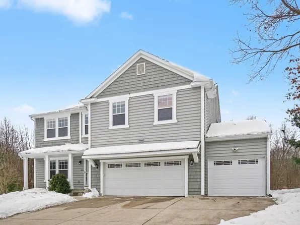 9360 Stratford Woods Trl, Kalamazoo, MI 49009