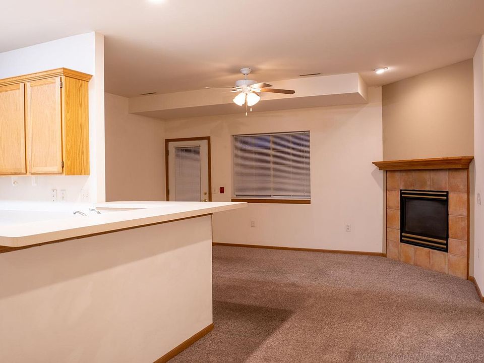 3326 Leopold Way APT B, Fitchburg, WI 53713 Zillow