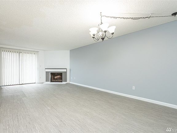 5th image of 3428 I St NE APT S104