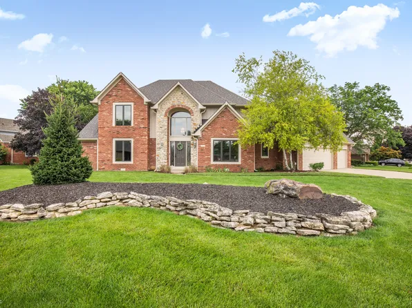 10414 E Quiet Dr, Indianapolis, IN 46239