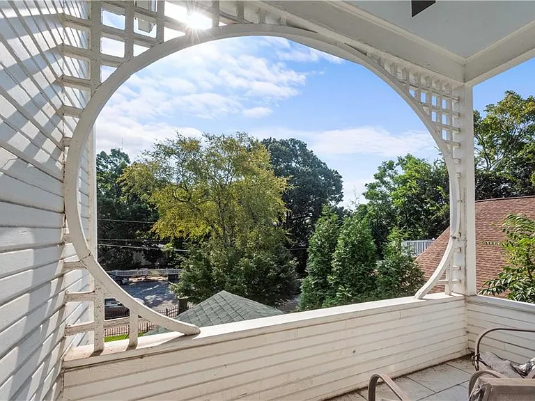 383 Park Ave SE #1 — Photo 43