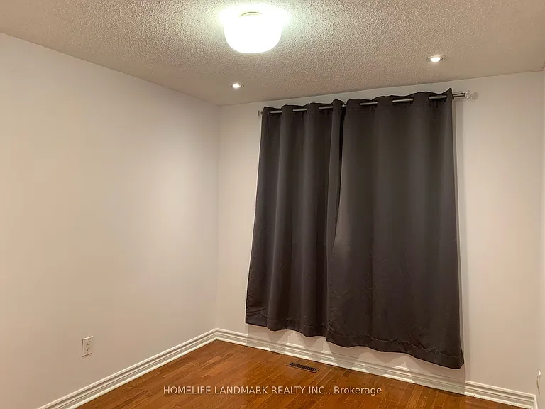 2780 Teak Cres — Photo 19