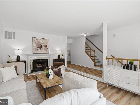 4th image of 8902 Winding Hollow Way