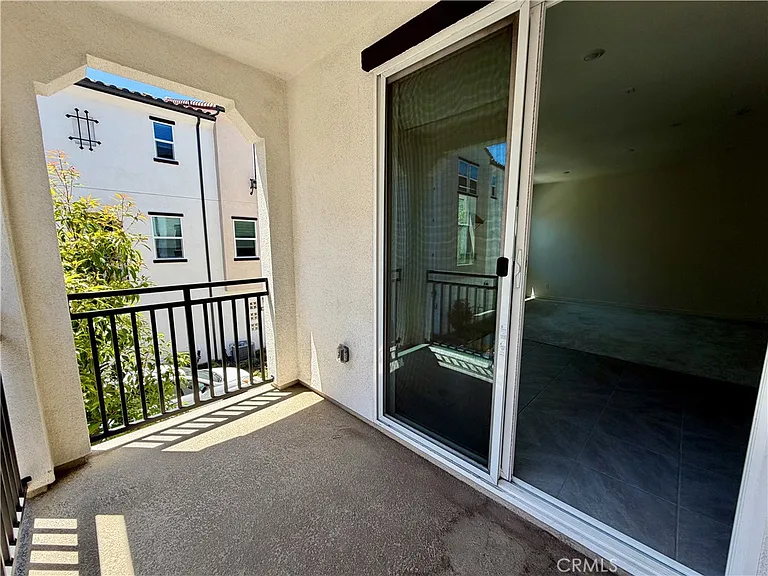 3816 Verdana — Photo 8