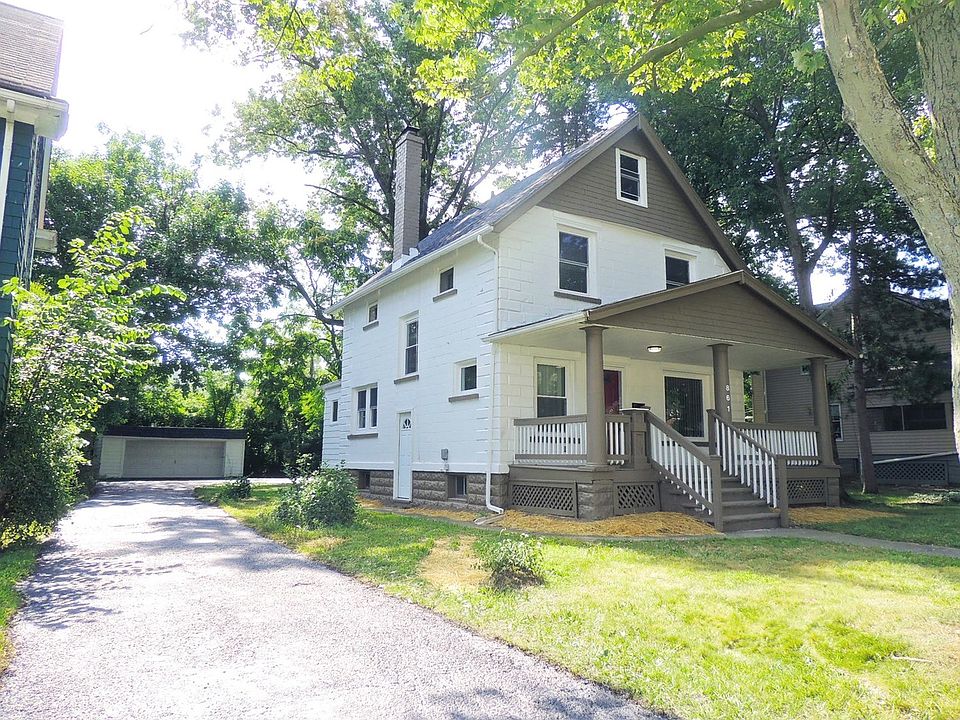 1st image of 861 Caledonia Ave