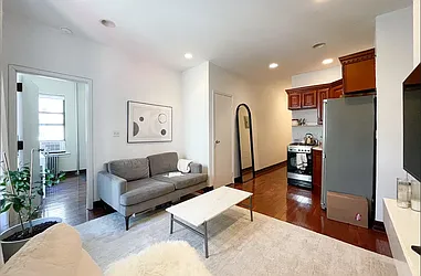 Rented by Nolita Group