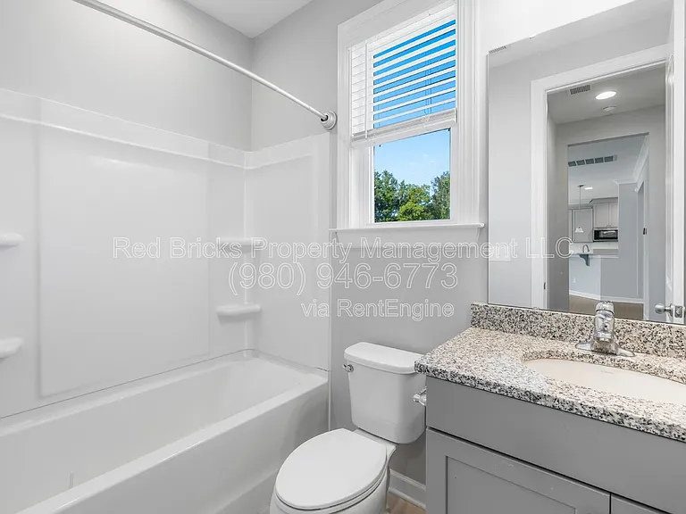 2783 Berkhamstead Cir — Photo 17