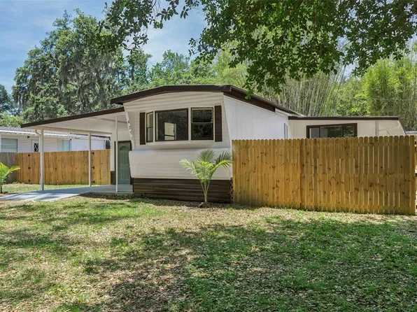 4251 Seaberg Rd, Zephyrhills, FL 33541