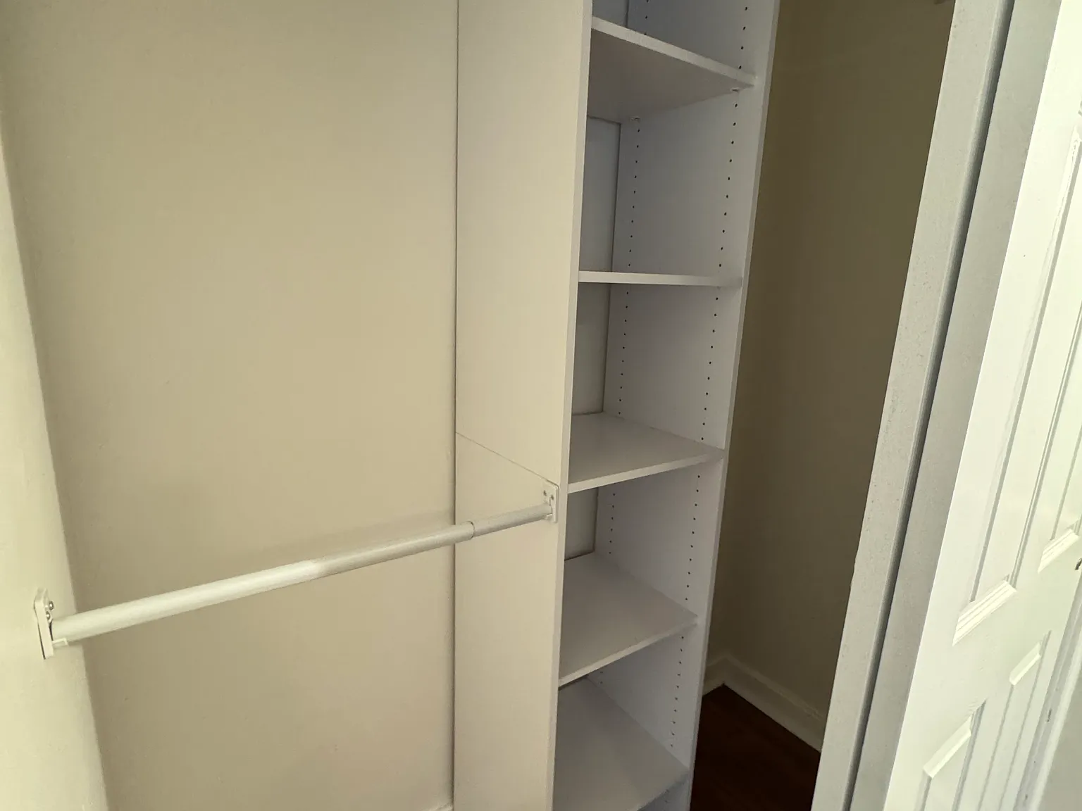 2 bed, 800 sqft, $1,525 — Photo 3