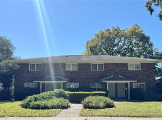 3 Berkley Pl, Savannah, GA 31405