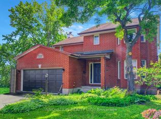 25 Spindle Way, Ottawa, ON K2S1J3