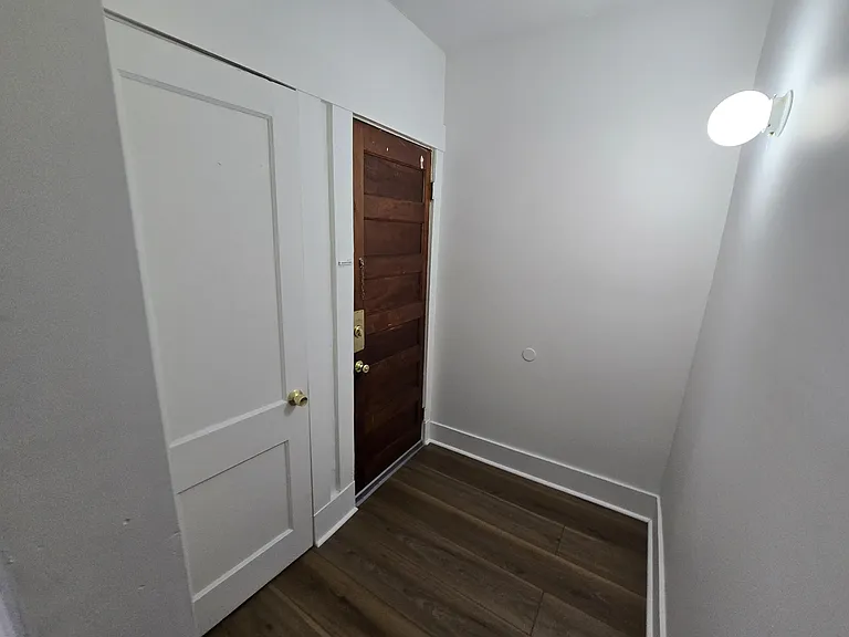 269 Norton St #1B1 — Photo 3