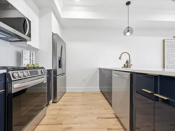 184 Central Avenue image 9 of 37