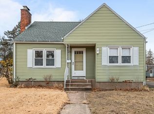 44 Victoria Rd, Manchester, CT 06040