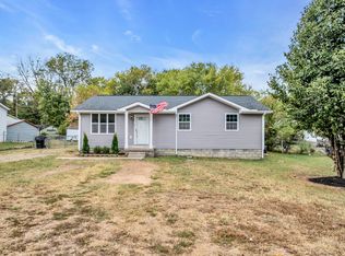 160 Brookridge Dr, La Vergne, TN 37086