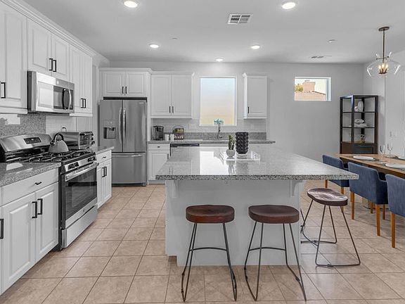 5th image of 82771 Chaplin Ct