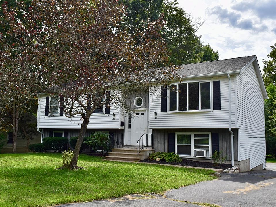 Quiet dead end street of largely single family homes