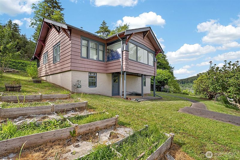 3rd image of 540 View Court