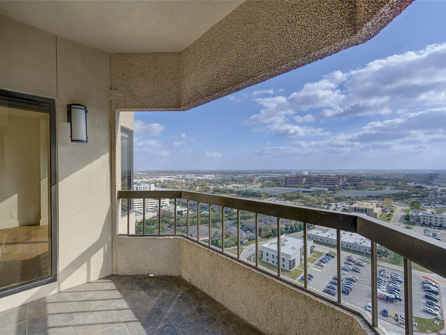 2 bed, 2.0 bath, 1250 sqft, $2,795 — Photo 3