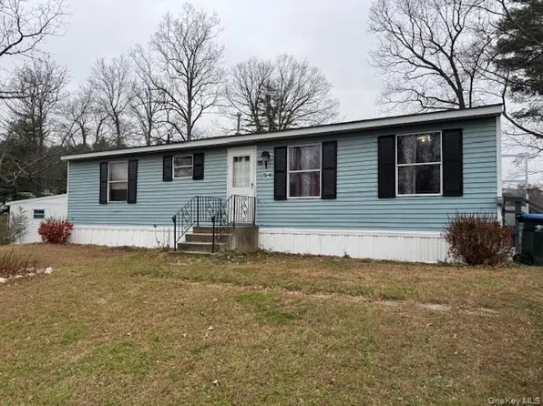54 Ponderosa RD, Bloomingburg, NY 12721