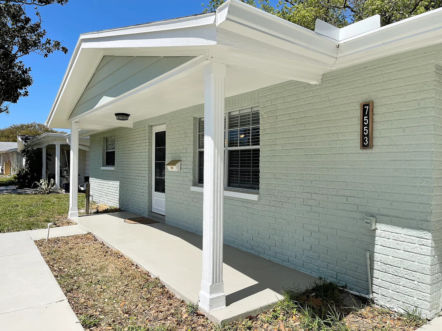 2 bed, 840 sqft, $1,650 — Photo 2