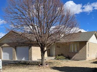 2910 Nancy Pl, Garden City, KS 67846
