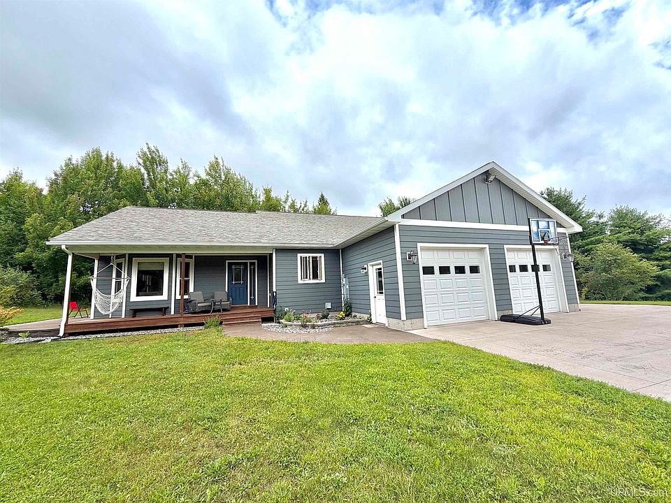 1st image of 21584 Chassell Painesdale Rd