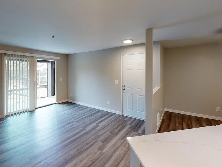 Redmond Place Apartments — Photo 16