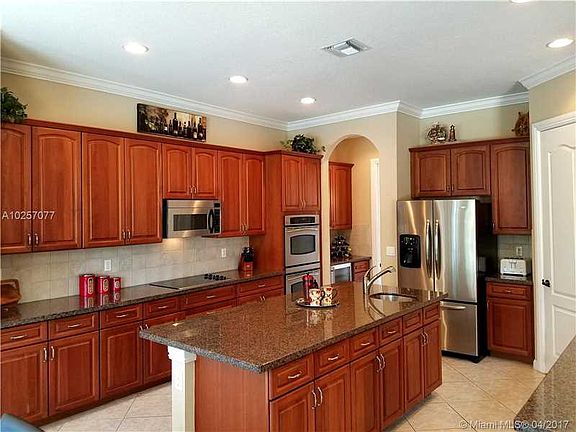 5th image of 4689 SW Long Bay Dr