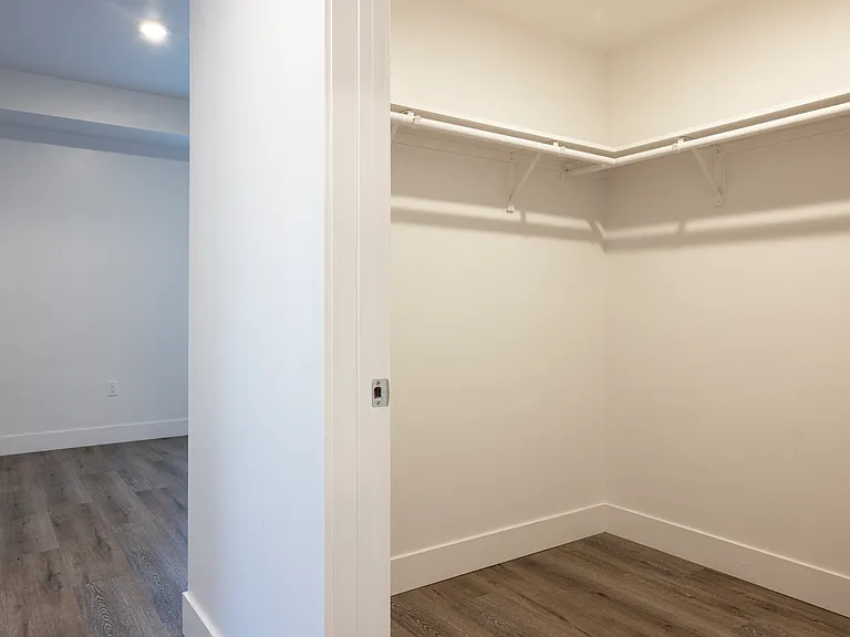 301D Apartments — Photo 4