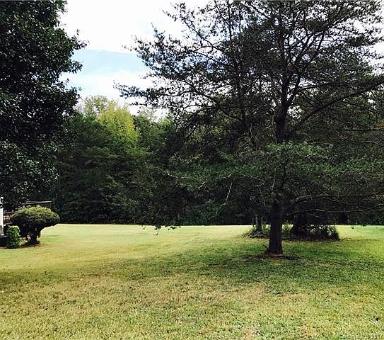 1st image of 2025 Pine Needle Ct #L7