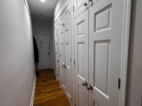 4th image of 654 Amsterdam Ave #3F