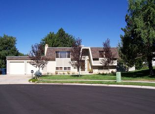 9633 S Sleepy Hollow Cir, Sandy, UT 84094