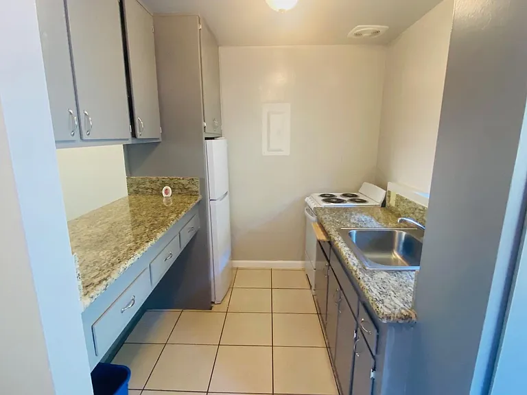 Woodbridge Village Apartments — Photo 3