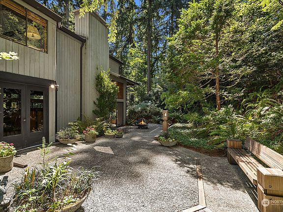 3rd image of 13000 NE 39th Street