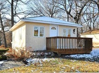 741 Carver Beach Rd, Chanhassen, MN 55317