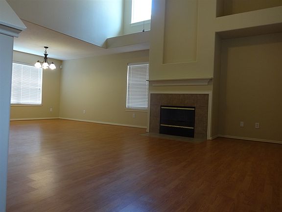 2nd image of 18423 Atasca Woods Way