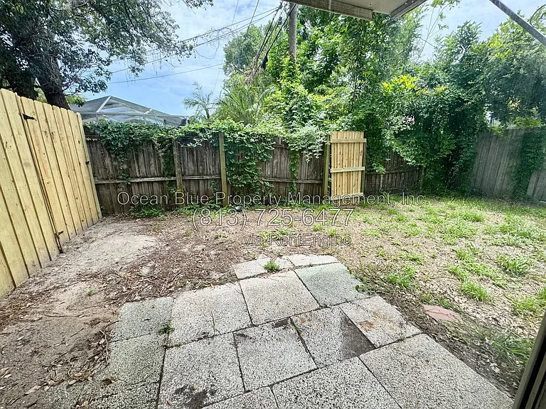 104 Emerald Ln #B — Photo 7