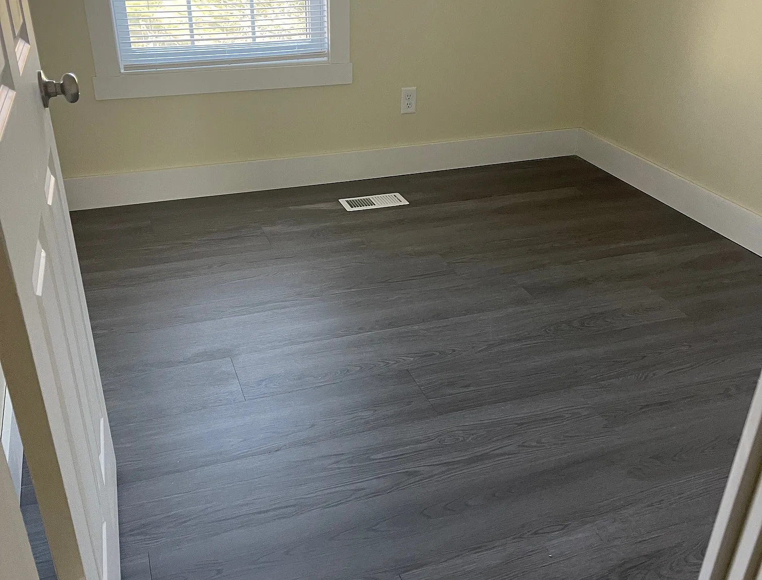 206 Honeysuckle Lane - #2 — Photo 4