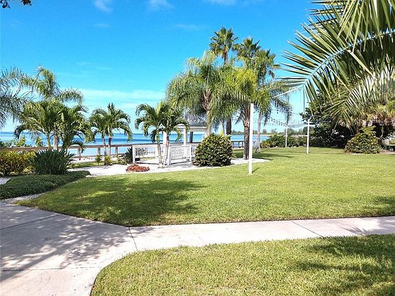 5th image of 802D Bahia Del Sol Dr #6