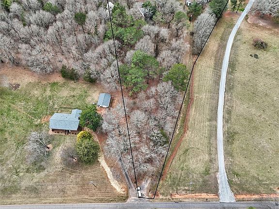 4th image of 499 Campground Rd